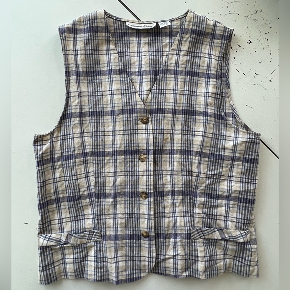Plaid Vest - Picture 2 of 6